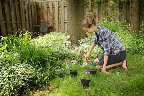 Resolving a garden service complaint